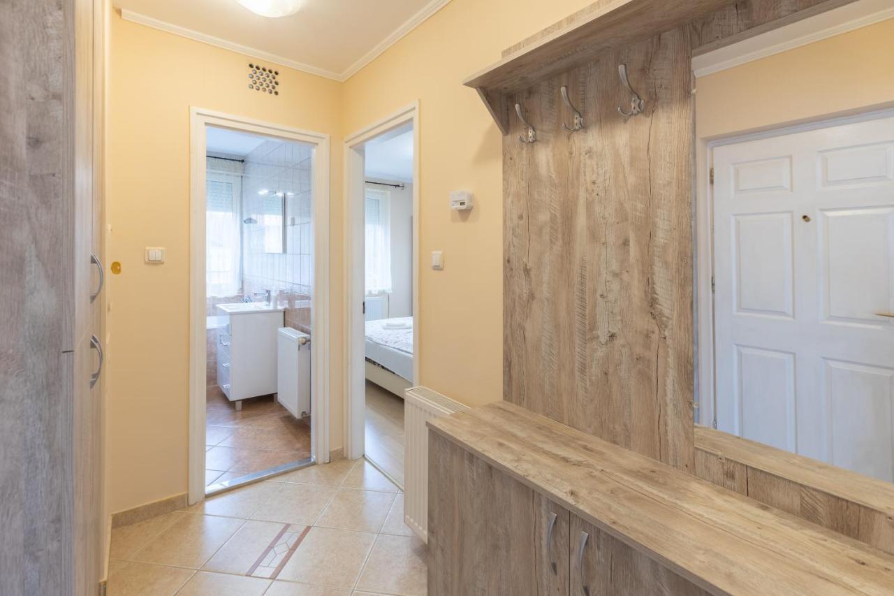 Márta Apartman Hajduszoboszlo Exterior foto