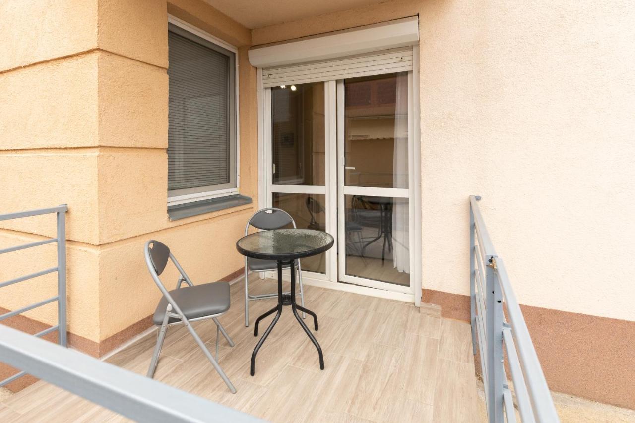 Márta Apartman Hajduszoboszlo Exterior foto