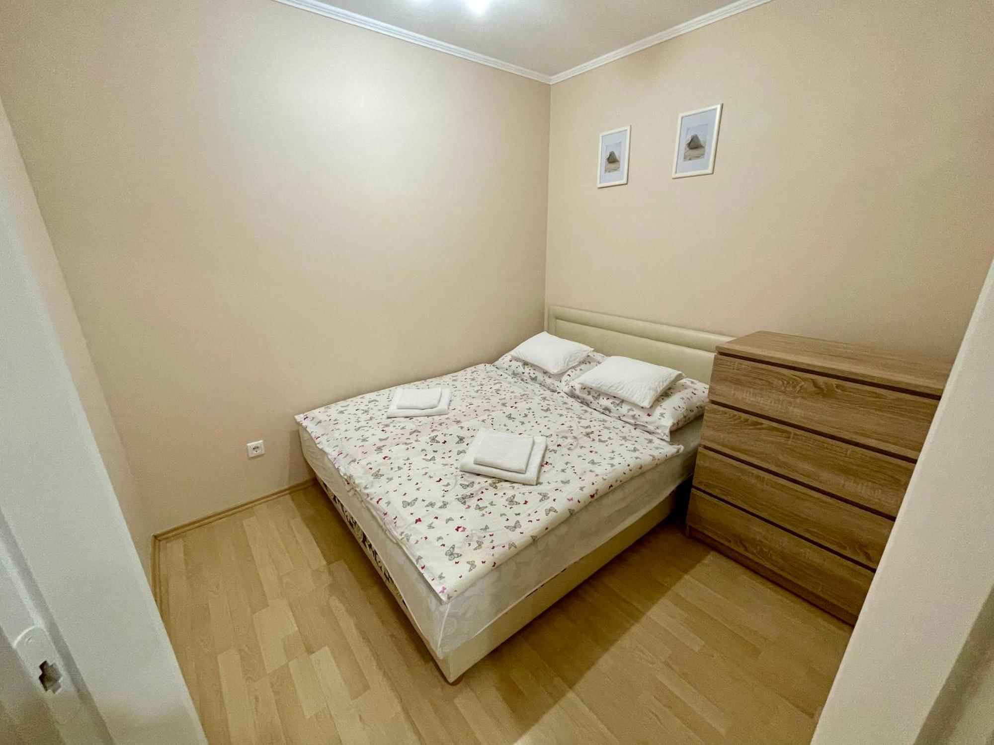 Márta Apartman Hajduszoboszlo Exterior foto