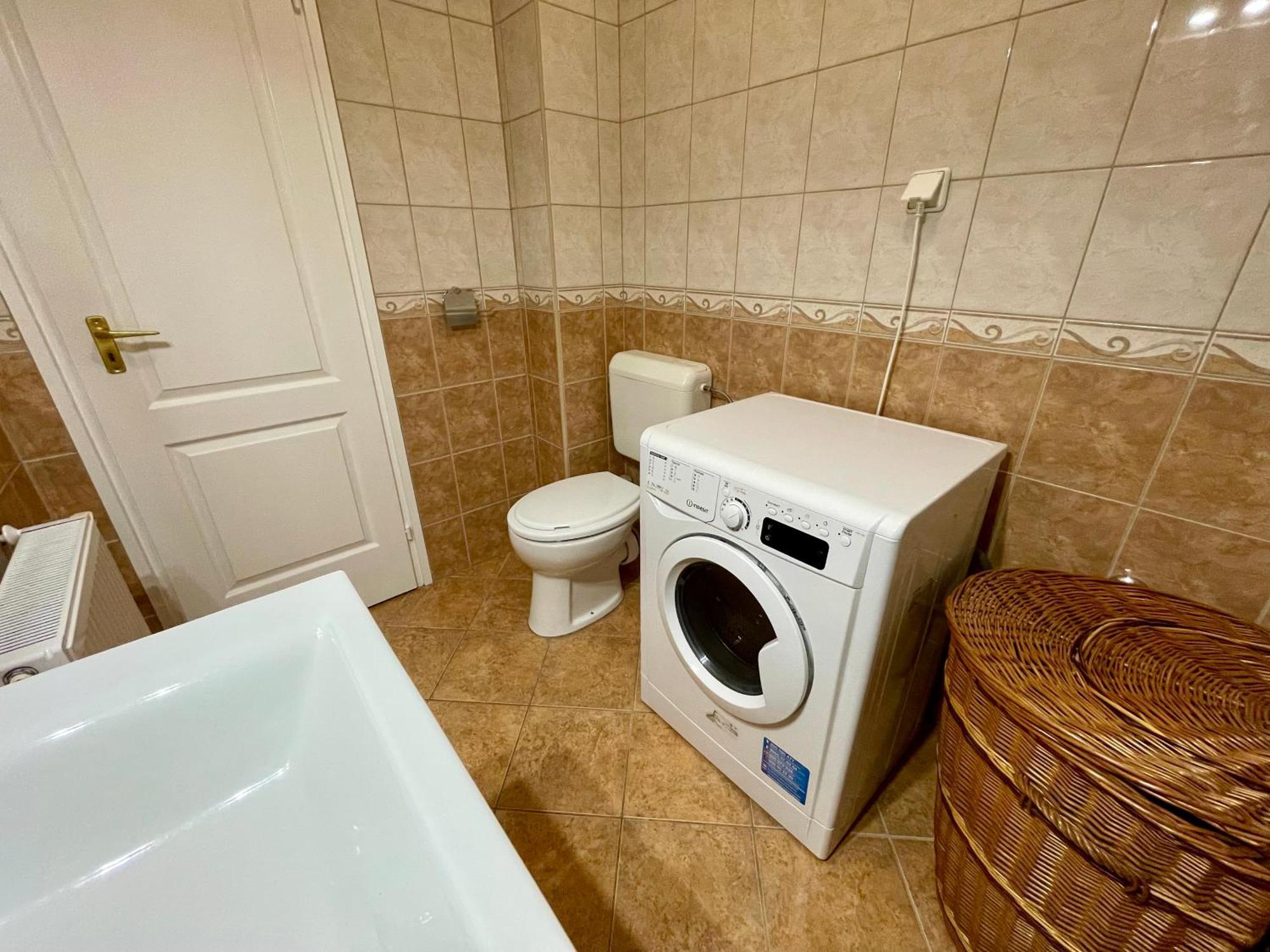 Márta Apartman Hajduszoboszlo Exterior foto